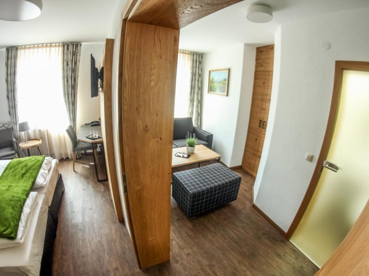 Hotel Zum Ehem. Koenigl. Bayr. Forsthaus Waldsassen Luaran gambar